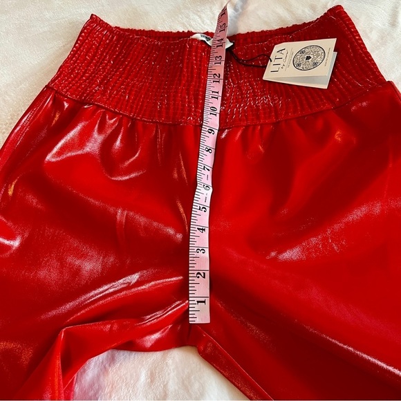 NEW Lita by Ciara size 16 Revolve Liquid Leggings in Fiesta Red Faux Leather - Picture 9 of 12
